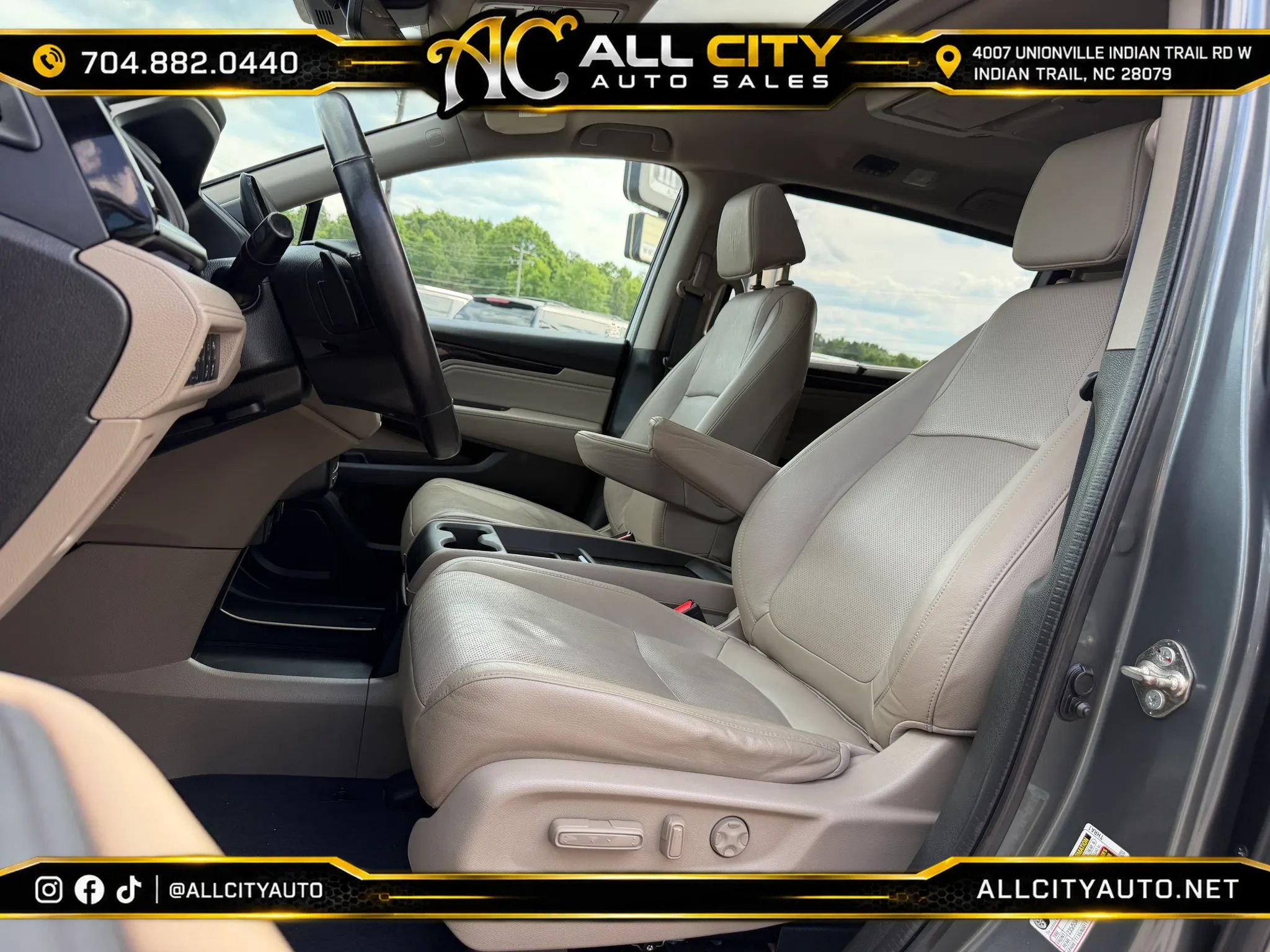 Used 2018 Honda Odyssey Elite image 10