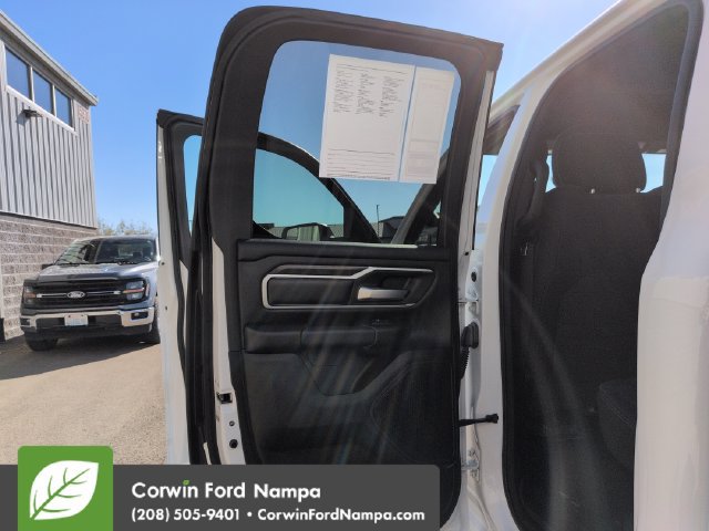 Used 2022 RAM 1500 Big Horn AWD/4WD image 25