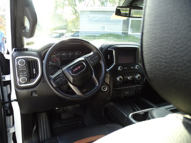 Certified 2022 GMC Sierra 2500 AT4 w/ AT4 Preferred Package AWD/4WD image 6