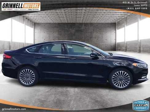 Used 2017 Ford Fusion Titanium FWD image 4