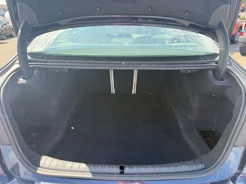 Used 2018 BMW 540i xDrive image 9