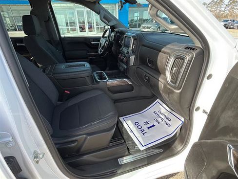 Used 2021 Chevrolet Silverado 1500 LT Trail Boss w/ Bed Protection Package AWD/4WD image 11