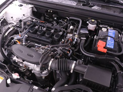 Certified 2025 Honda Accord SE image 17