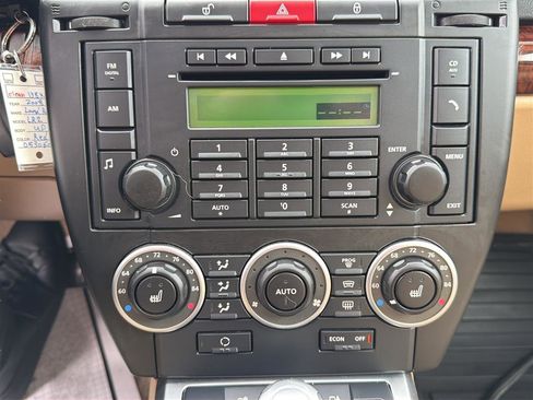 Used 2008 Land Rover LR2 SE image 24