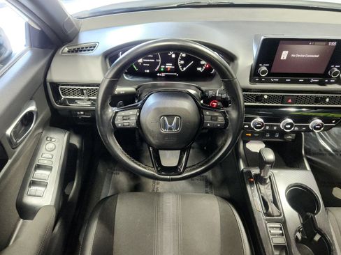 Used 2025 Honda Civic Sport image 17