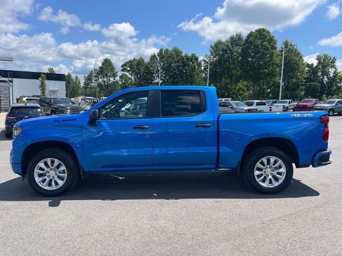 Used 2025 Chevrolet Silverado 1500 Custom w/ LPO, Dark Essentials Package image 2