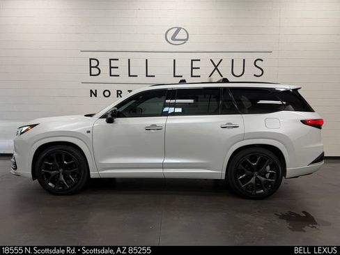 Used 2026 Lexus TX 500h AWD w/ Technology Package image 7