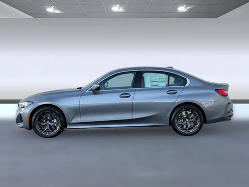 Used 2026 BMW 330i Sedan w/ Convenience Package RWD image 2