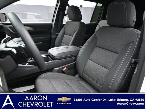 New 2026 Chevrolet Traverse LT FWD image 8