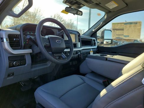 New 2026 Ford F250 XL w/ FX4 Off-Road Package image 17