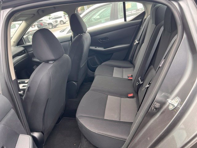 Used 2025 Nissan Sentra SV FWD image 10