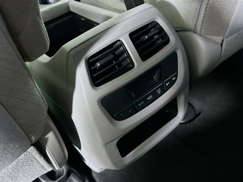 Used 2018 Honda Pilot EX image 25