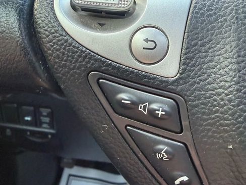 Used 2012 INFINITI FX35 FX35 Sport Utility 4D w/ Premium Pkg image 25