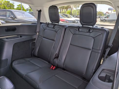 New 2026 Lincoln Aviator Reserve AWD/4WD image 14
