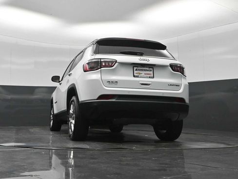 Used 2025 Jeep Compass Limited AWD/4WD image 23