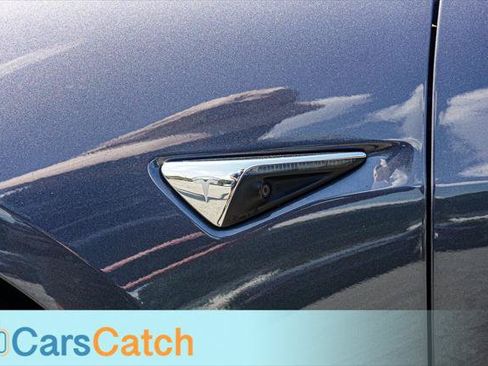 Used 2018 Tesla Model 3 Long Range RWD image 17