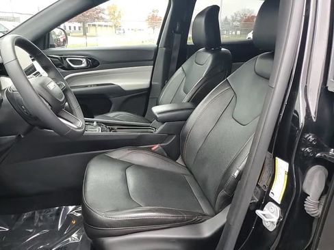 Used 2023 Jeep Compass Limited w/ Elite Group image 10