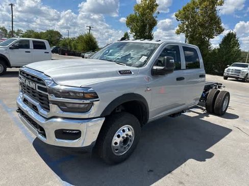 New 2025 RAM 3500 Tradesman image 2