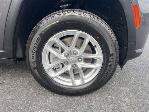 New 2025 Jeep Grand Cherokee L Laredo w/ Luxury Tech Group I image 13