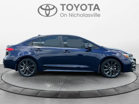 Used 2025 Toyota Corolla SE FWD image 6
