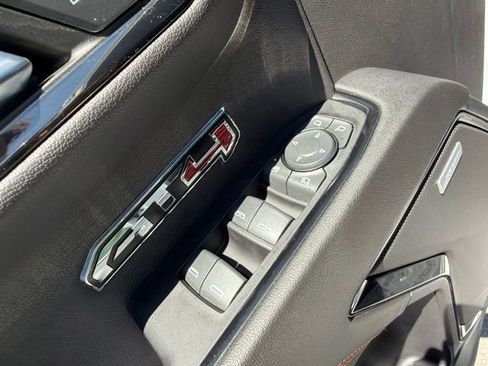 Used 2023 GMC Sierra 1500 AT4 AWD/4WD image 19
