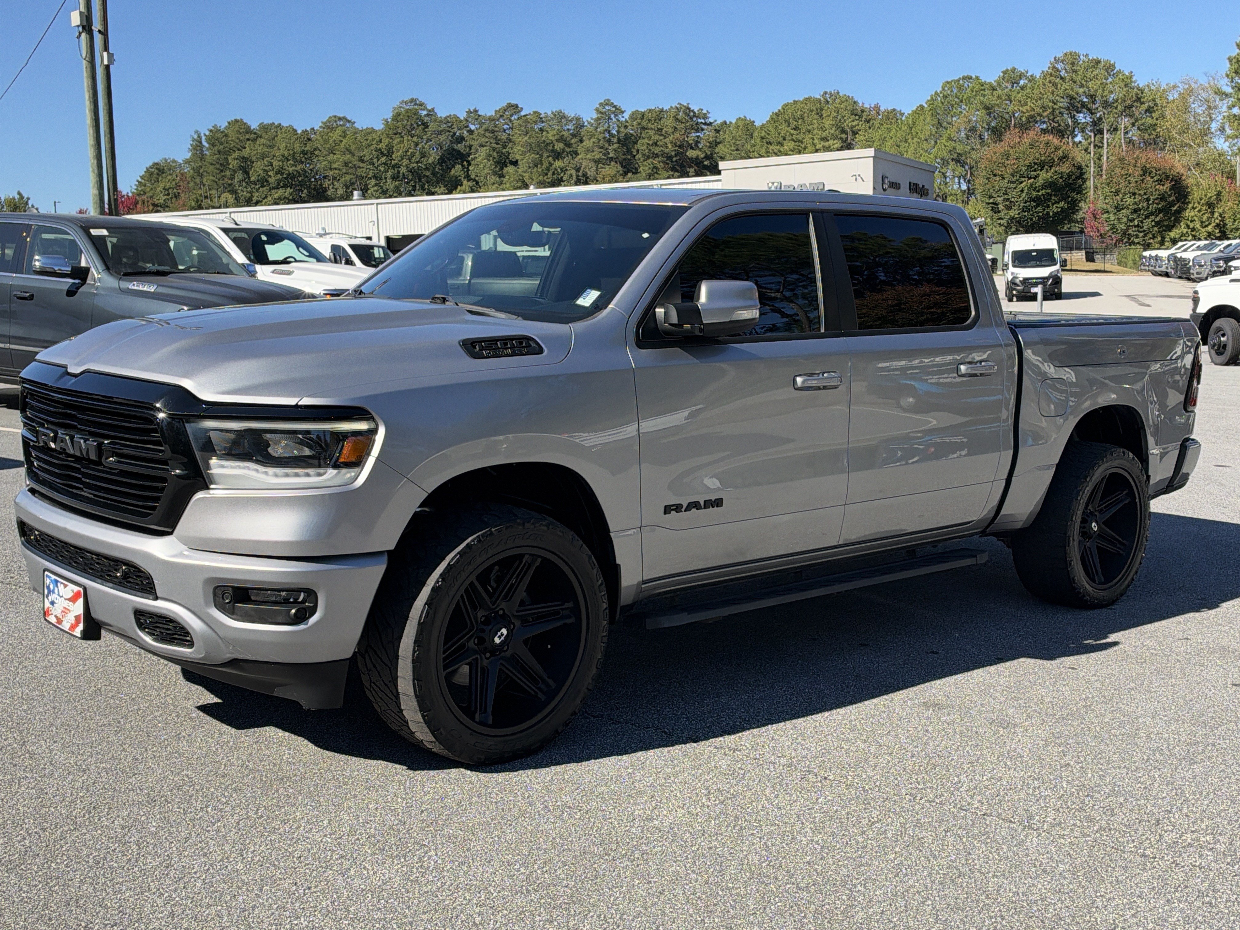 Used 2020 RAM 1500 Big Horn AWD/4WD image 3