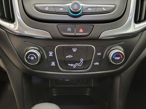 Certified 2024 Chevrolet Equinox LT image 31