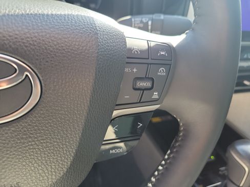 Certified 2025 Toyota Camry XLE w/ Premium Plus Package FWD image 29