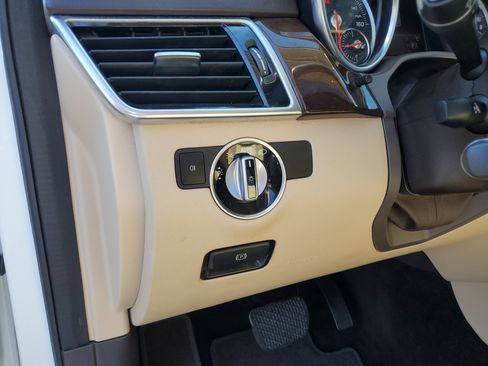 Used 2018 Mercedes-Benz GLE 350 image 17