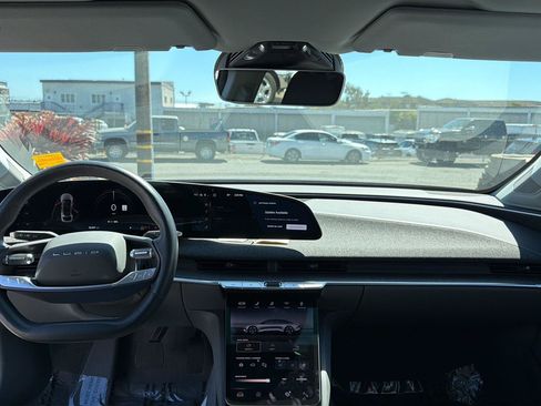 Used 2025 Lucid Air Touring AWD/4WD image 11