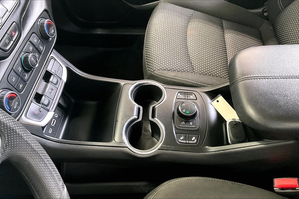 Used 2022 GMC Terrain SLE AWD/4WD image 18
