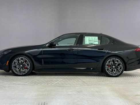 New 2026 BMW i5 eDrive40 w/ M Sport Package image 2