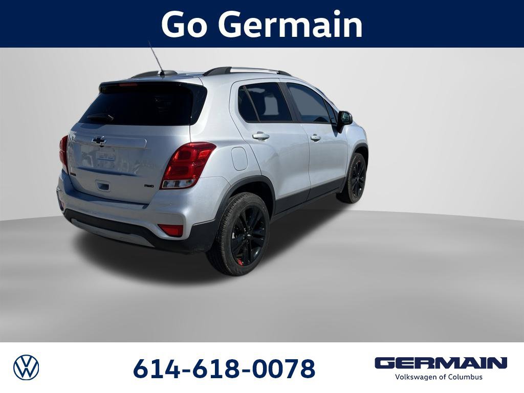 Used 2021 Chevrolet Trax LT w/ Redline Edition AWD/4WD image 8