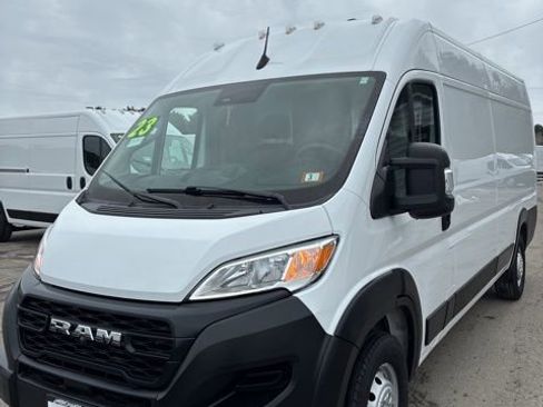 Used 2023 RAM ProMaster 3500 w/ Driver Convenience Group FWD image 3