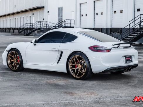 Used 2014 Porsche Cayman S image 5