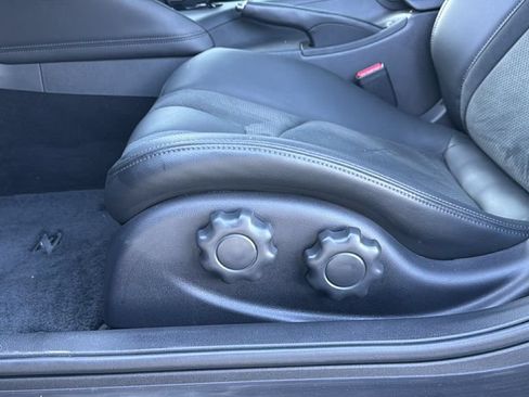 Used 2024 Nissan Z Performance w/ Floor Mat Package RWD image 14