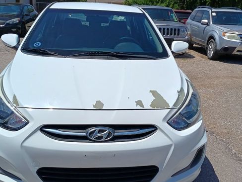 Used 2016 Hyundai Accent SE w/ Option Group 02 FWD image 5