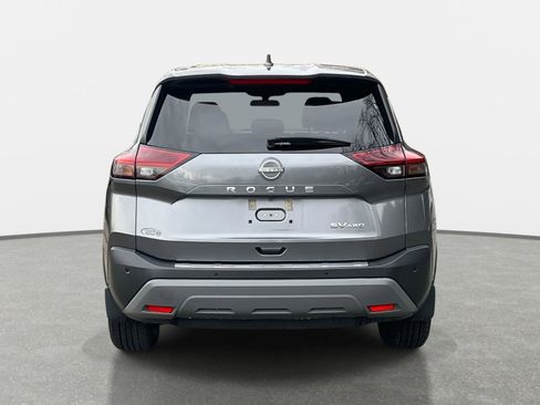 Used 2022 Nissan Rogue SV image 6