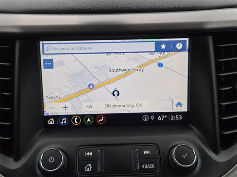 Used 2022 GMC Acadia AT4 w/ Technology Package image 19