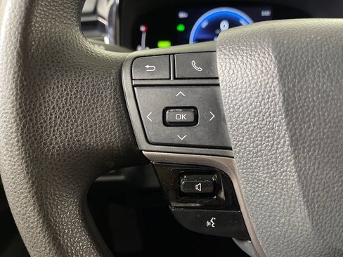 Used 2025 Toyota Camry LE FWD image 26