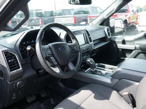 Used 2015 Ford F150 XLT w/ Equipment Group 302A Luxury AWD/4WD image 16