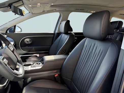 New 2026 Hyundai Ioniq 9 Calligraphy image 15