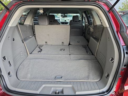 Used 2016 Chevrolet Traverse LT w/ Style and Technology Package image 14