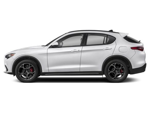 Used 2022 Alfa Romeo Stelvio Ti w/ Active Assist Plus Package image 3