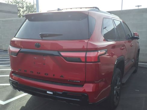 Used 2025 Toyota Sequoia Platinum image 3