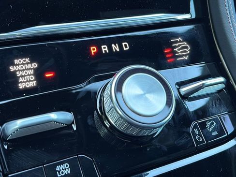 New 2025 Jeep Grand Cherokee L Summit image 34