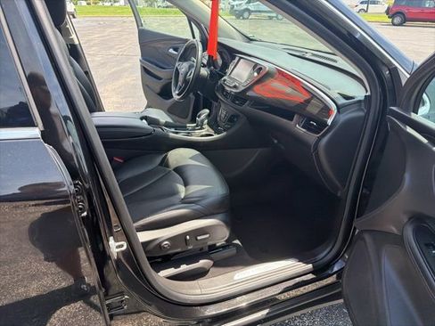 Used 2019 Buick Envision Essence FWD image 38