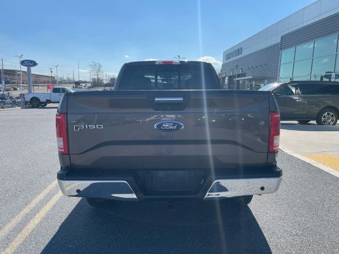 Used 2017 Ford F150 XLT w/ Equipment Group 302A Luxury image 4