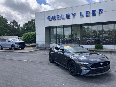 Used 2022 Ford Mustang GT Premium w/ GT Performance Package RWD image 2