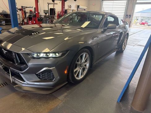 Used 2024 Ford Mustang GT Premium image 5